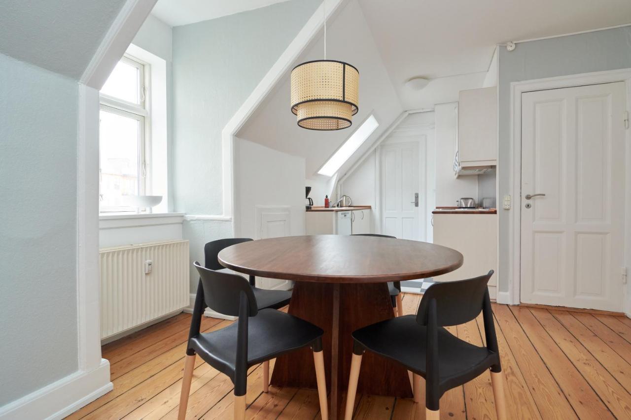 Stylish 5 Person Apartment In Vibrant Urban Area København Eksteriør bilde