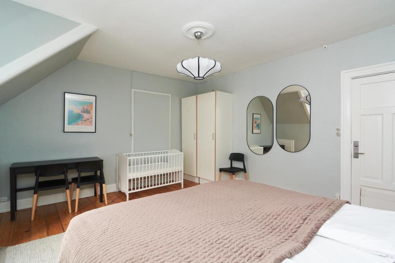 Stylish 5 Person Apartment In Vibrant Urban Area København Eksteriør bilde